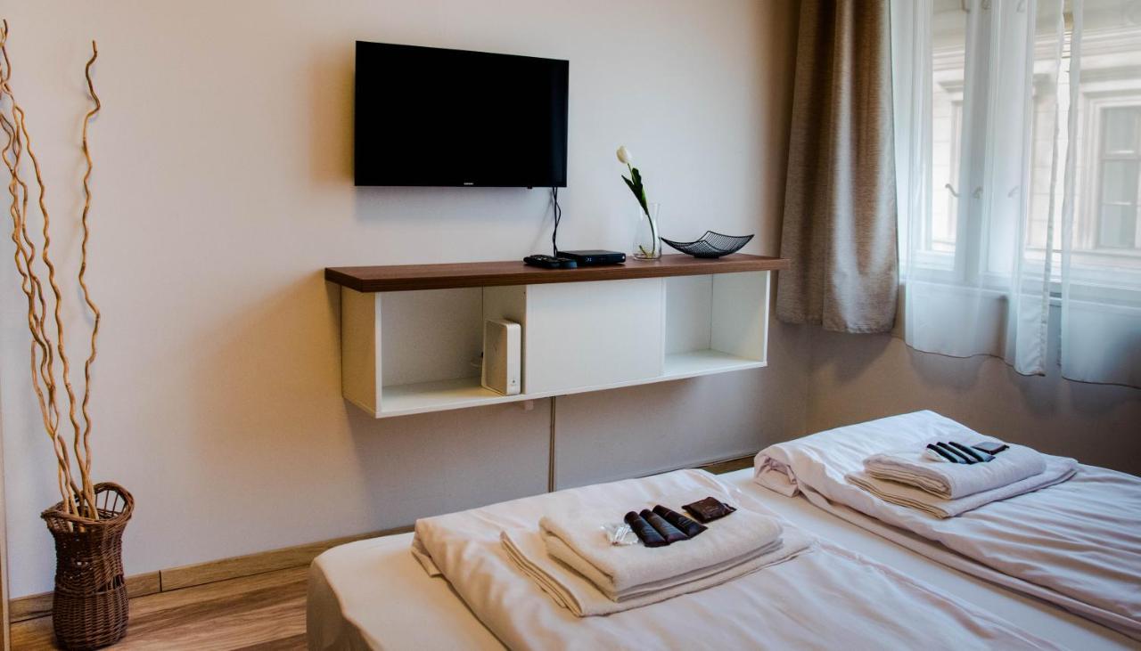 Molnar Apartment Cozy City Center Retreat For 2 Ac & Perfect Location! Budapest Exterior photo